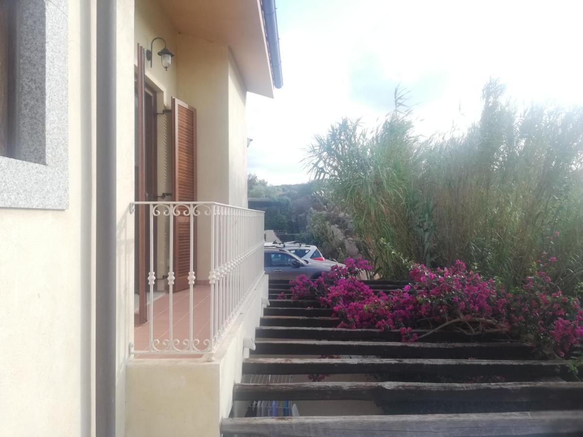 Appartement Oasiglo à La Maddalena  Extérieur photo