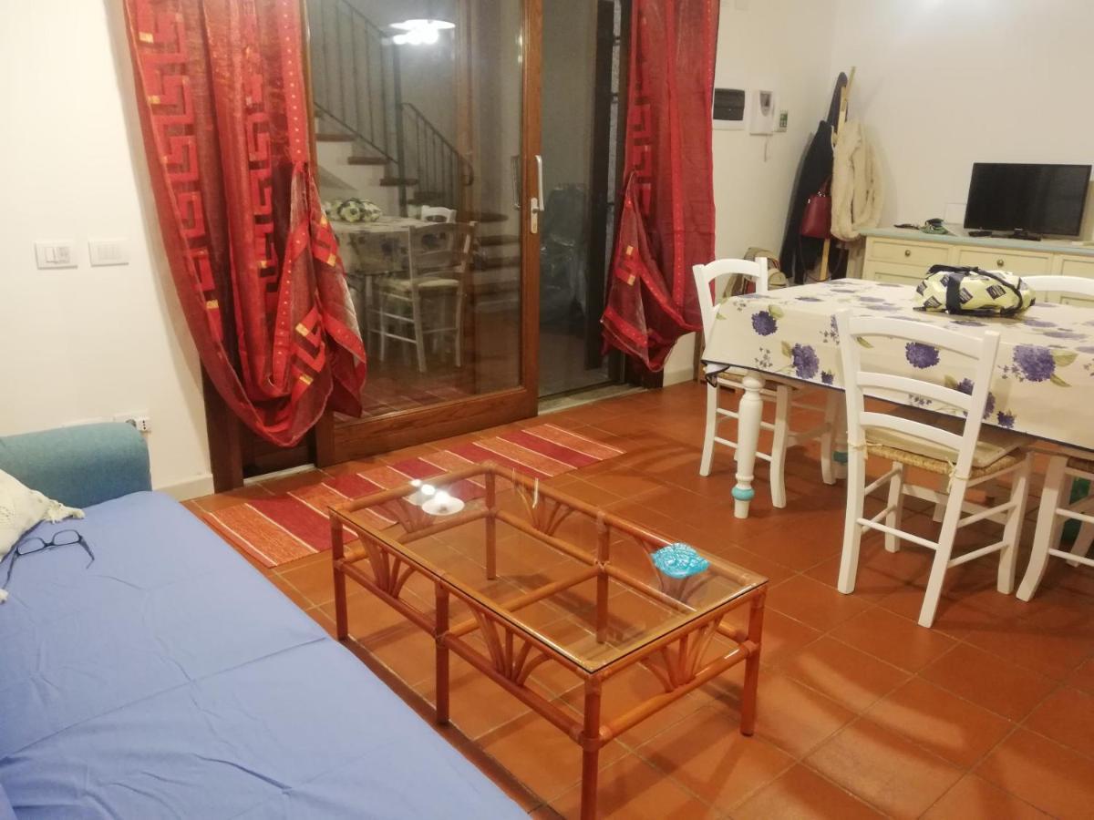 Appartement Oasiglo à La Maddalena  Extérieur photo
